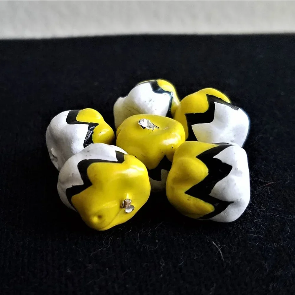 6 handpainted BEADS yellow white black papier mache lot last set!